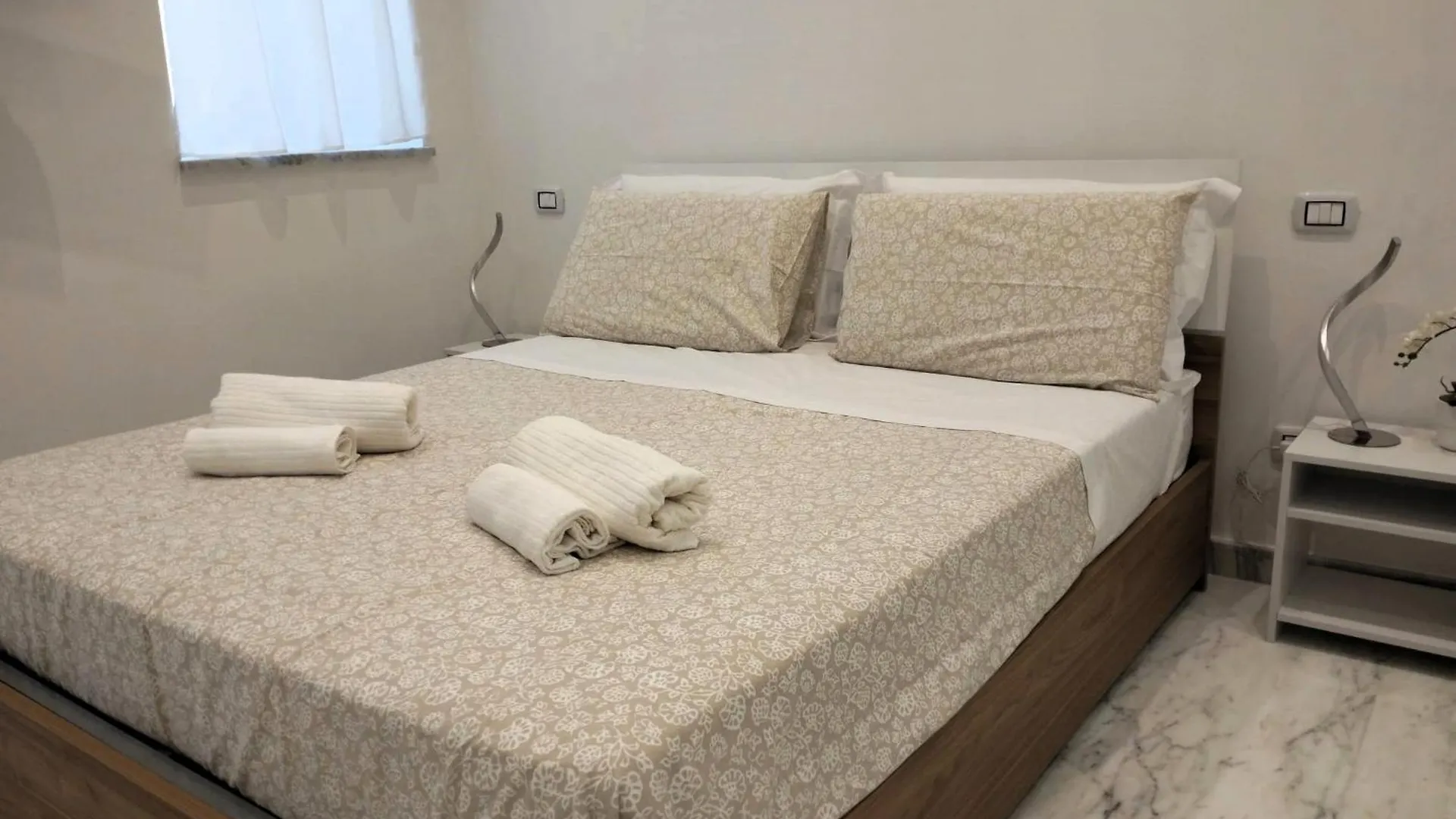 Apartment Lily Suite 10 Palermo